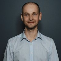 Специалист Александр Кошелев